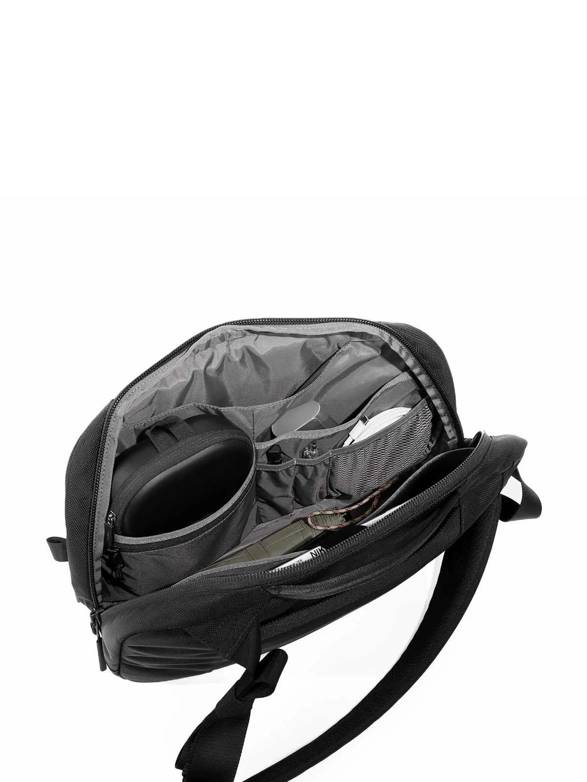 AER Travel Sling 2 Black