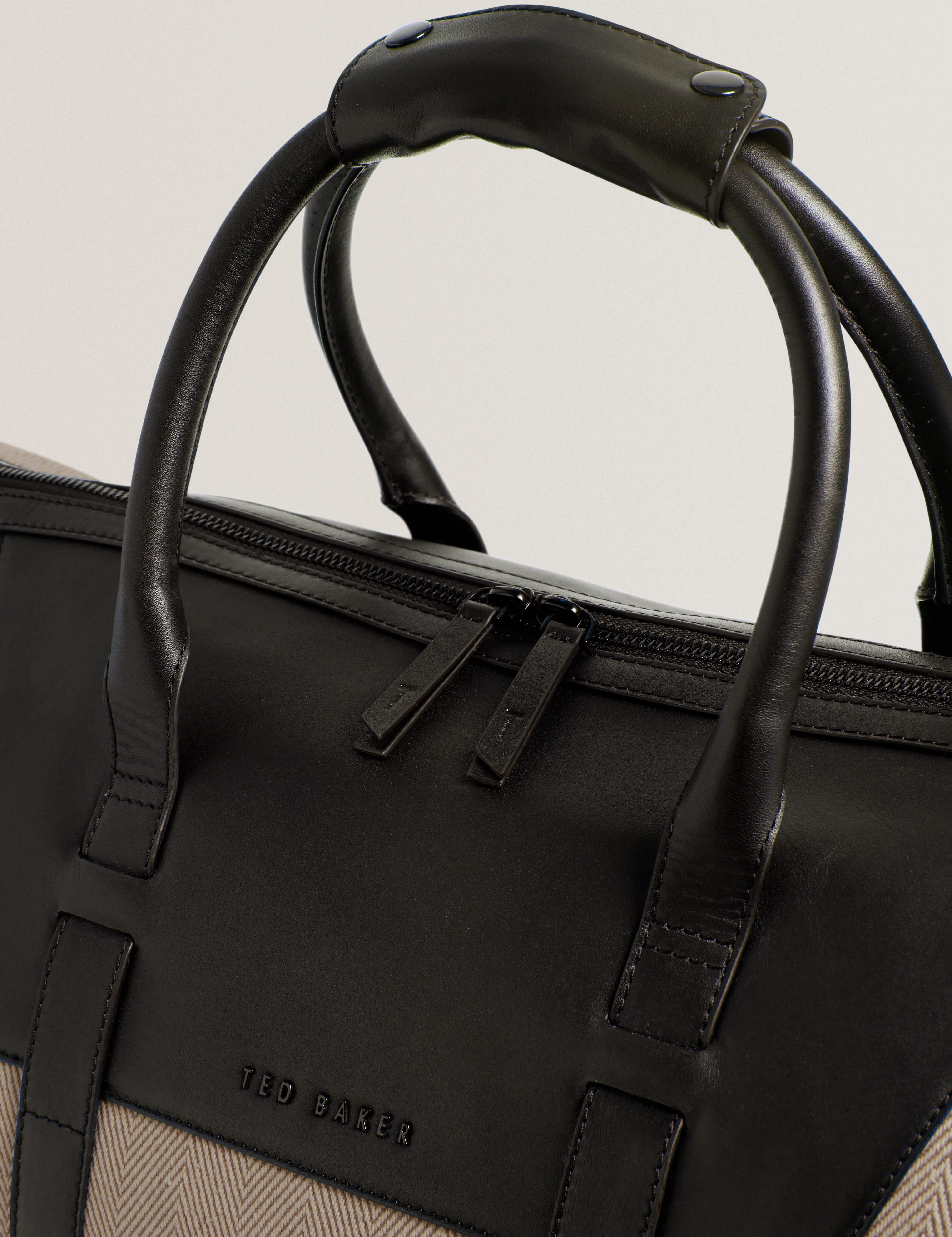 Calumm Herringbone Canvas Small Holdall Bag Natural