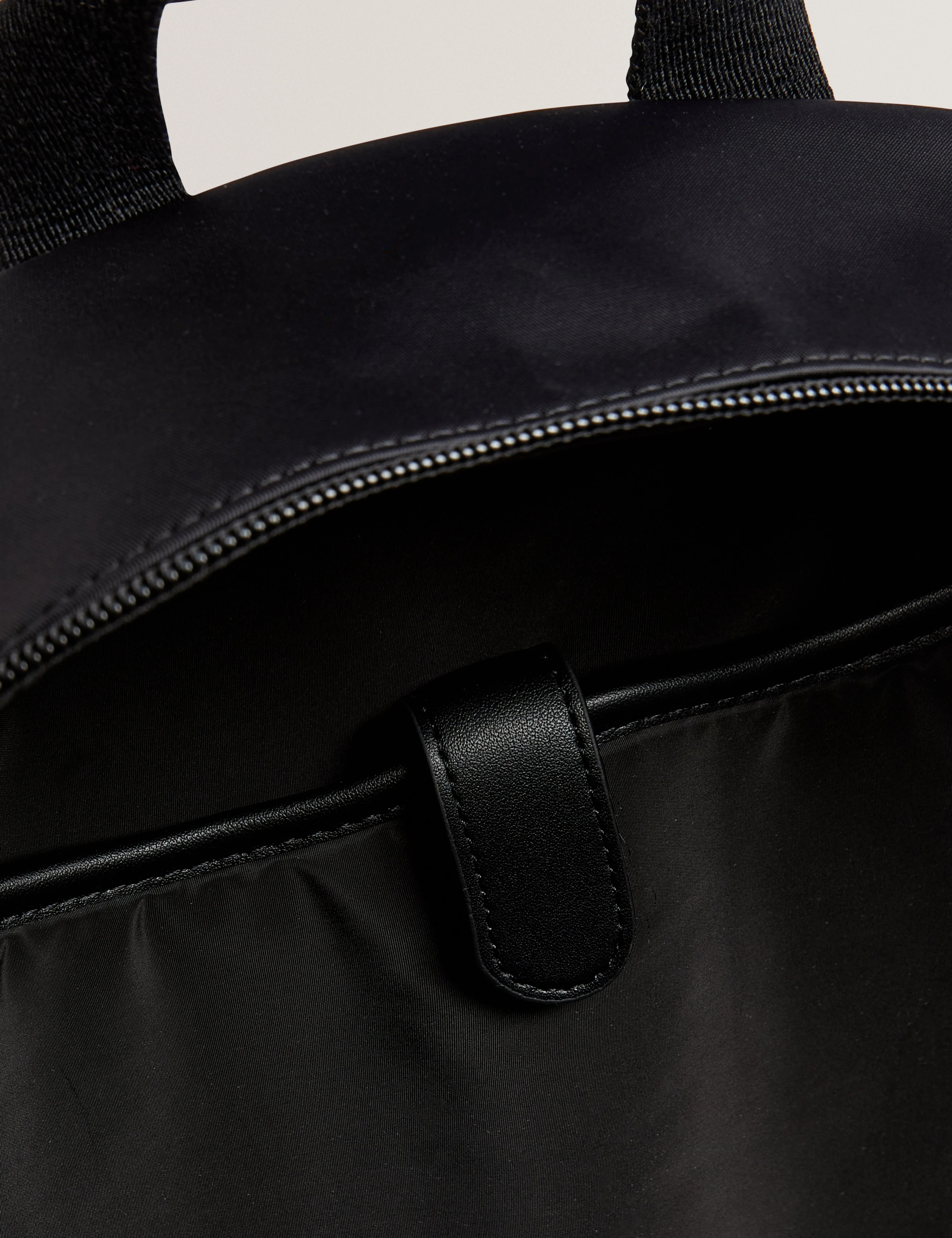 Niile Nylon Tb Script Backpack Black