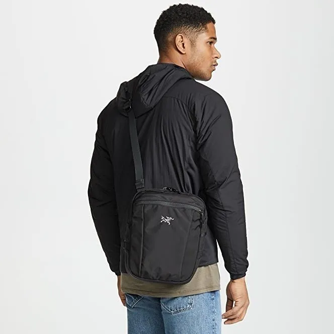 Slingblade 4 Shoulder Bag (Black)